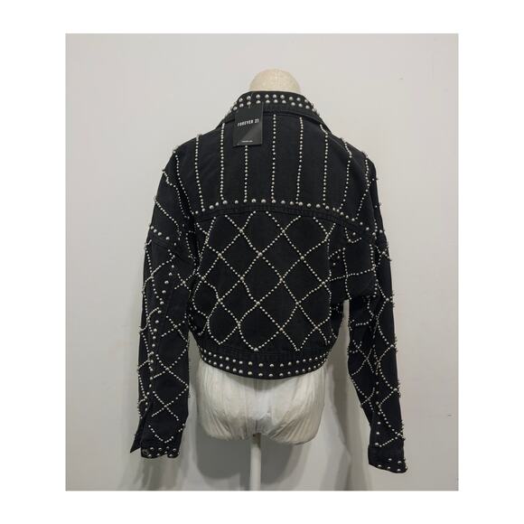 Forever 21 black cropped denim jacket with silver studs sz S Y2K festival glam - Picture 2 of 4
